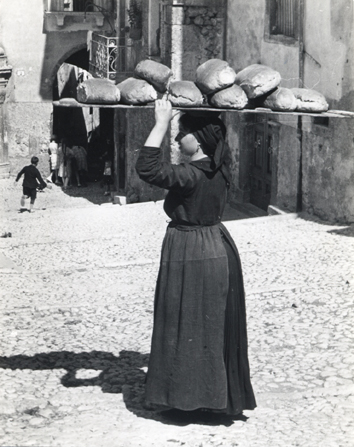 Hilde Lotz-Bauer image of Scanno