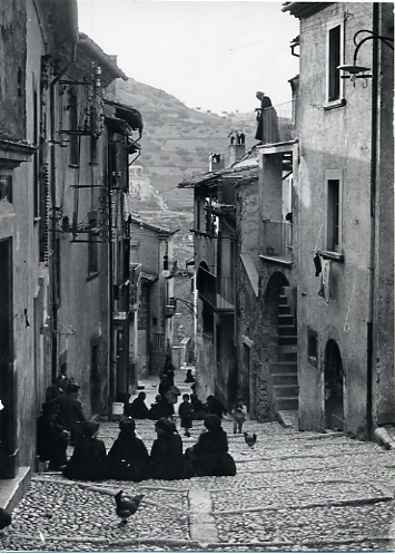 Hilde Lotz-Bauer image of Scanno